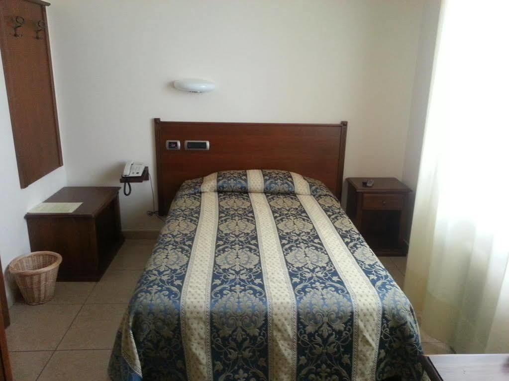 Hotel Tiziana Montepulciano Stazione 외부 사진