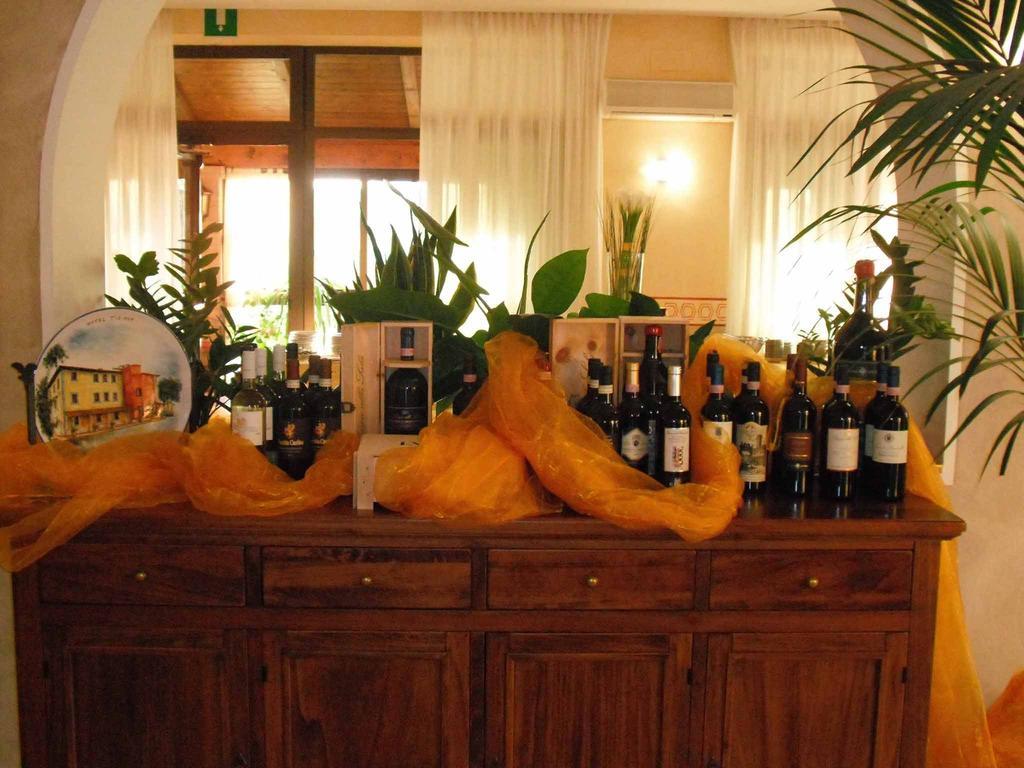 Hotel Tiziana Montepulciano Stazione 외부 사진